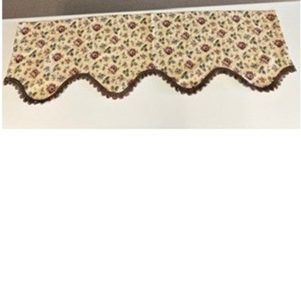 Vintage Floral Rose Tapestry Valance Scalloped Window Treatment Cottagecore